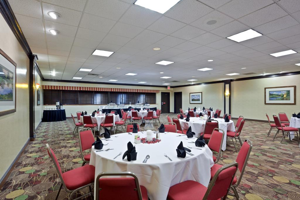 Holiday Inn Olathe Medical Center מסעדה תמונה